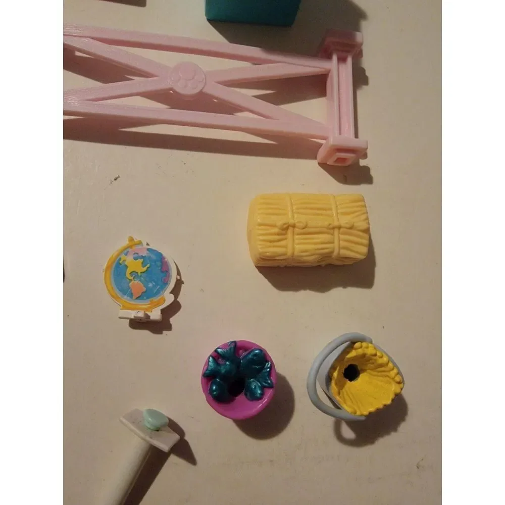Lot Of 13 LPS Littlest Pet Shop Accessories Replacement Pieces Vtg 90s Vet